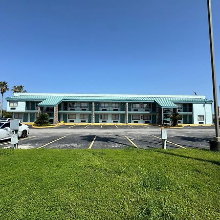 Nola Inn & Suites Nova Orleães Exterior foto